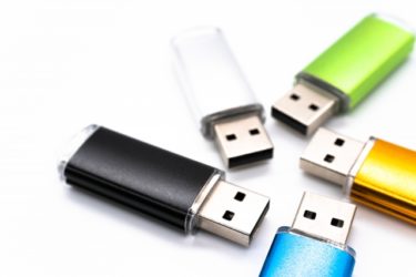 ノートPC の容量不足の(強引な)解消法 – USBメモリの活用